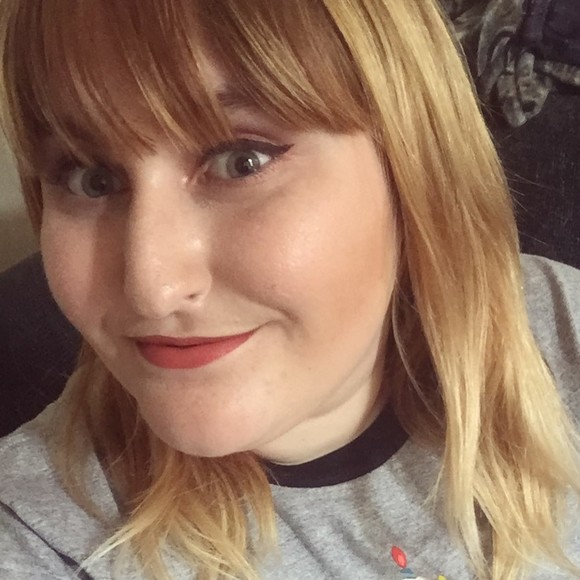 Meet your Posher, Felicity - Picture 1 of 1